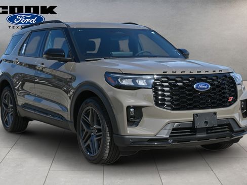 New 2026 Ford Explorer ST w/ Sun And Sound Package AWD/4WD image 2