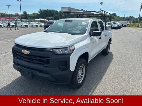 Used 2024 Chevrolet Colorado W/T w/ Safety Package RWD image 3