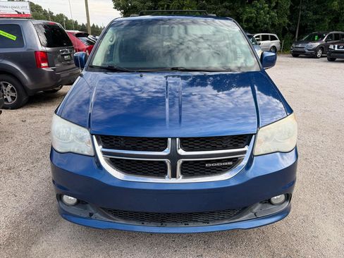 Used 2011 Dodge Grand Caravan Crew FWD image 6