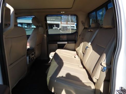 Used 2018 Ford F150 Lariat image 10