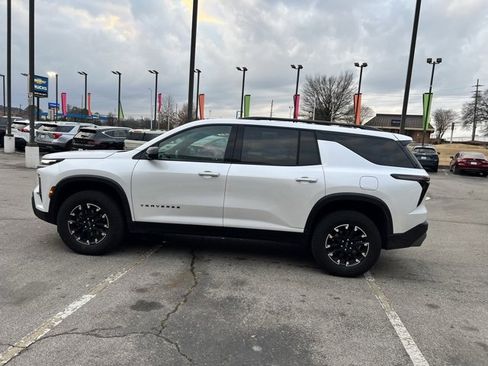 Used 2025 Chevrolet Traverse Z71 w/ Driver Confidence Package image 7