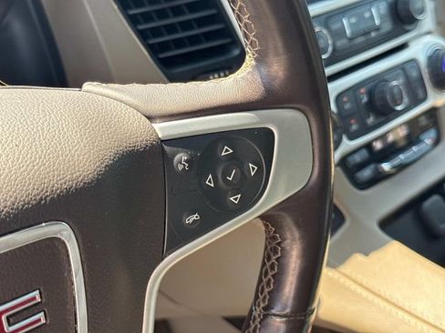 Used 2019 GMC Yukon SLT w/ Open Road Package AWD/4WD image 37