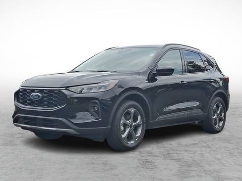 Used 2025 Ford Escape ST-Line Select AWD/4WD image 3