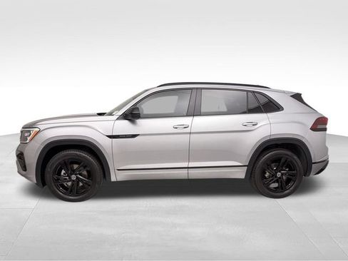Certified 2026 Volkswagen Atlas Cross Sport SEL R-Line AWD/4WD image 6