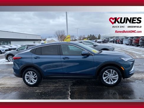 New 2026 Buick Envista Preferred w/ Convenience I Package image 2