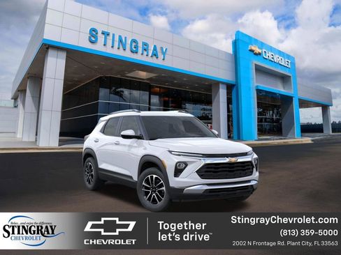 New 2026 Chevrolet TrailBlazer LT FWD image 1