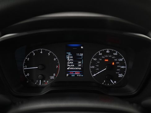 Used 2025 Toyota Corolla LE image 23