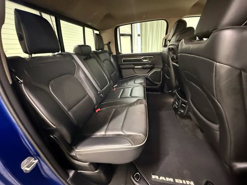 Used 2019 RAM 1500 Laramie AWD/4WD image 21