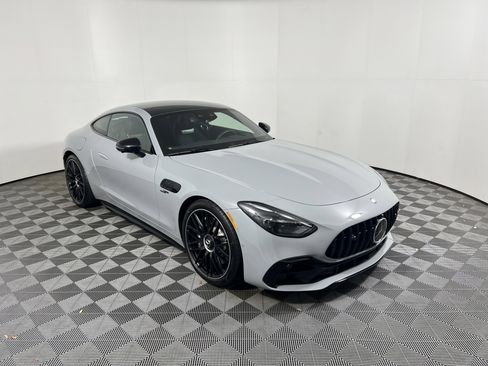 Used 2025 Mercedes-Benz AMG GT 43 image 7