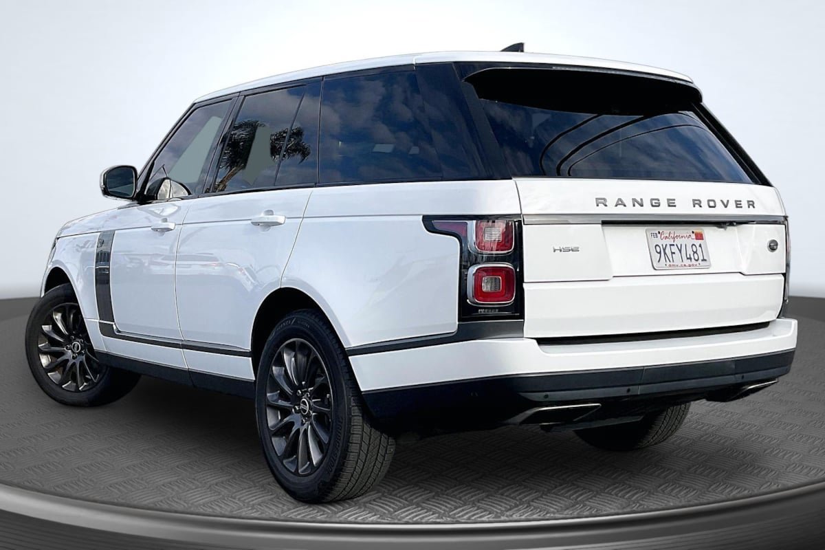 Used 2018 Land Rover Range Rover HSE AWD/4WD image 2