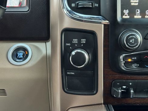 Used 2016 RAM 2500 Longhorn w/ Convenience Group image 32