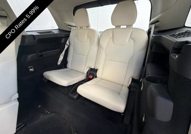 Used 2024 Volvo XC90 B6 Plus AWD/4WD image 23