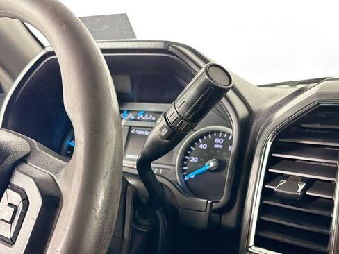 Used 2017 Ford F250 XLT w/ Snow Plow Prep Package image 16