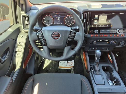 New 2026 Nissan Frontier Pro-X w/ Pro-X Convenience Package RWD image 12