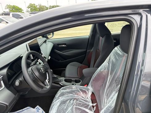 Used 2026 Toyota Corolla SE w/ SE Package FWD image 2