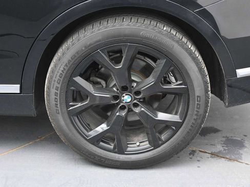 Used 2021 BMW X7 xDrive40i AWD/4WD image 5