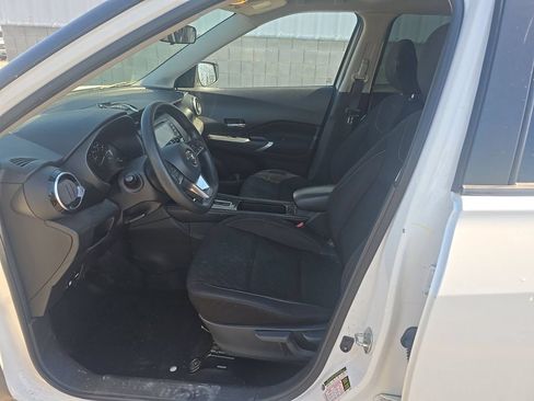 Used 2021 Nissan Kicks SV FWD image 5