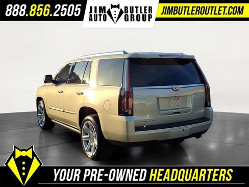 Used 2016 Cadillac Escalade Premium AWD/4WD image 2