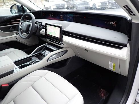 New 2026 Lincoln Nautilus Premier image 19