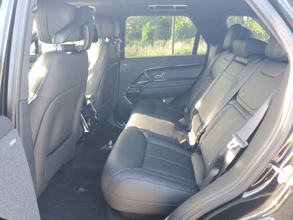 New 2026 Land Rover Range Rover Sport Dynamic SE AWD/4WD image 25