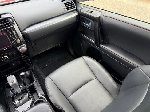 Used 2024 Toyota 4Runner TRD Off-Road Premium image 26