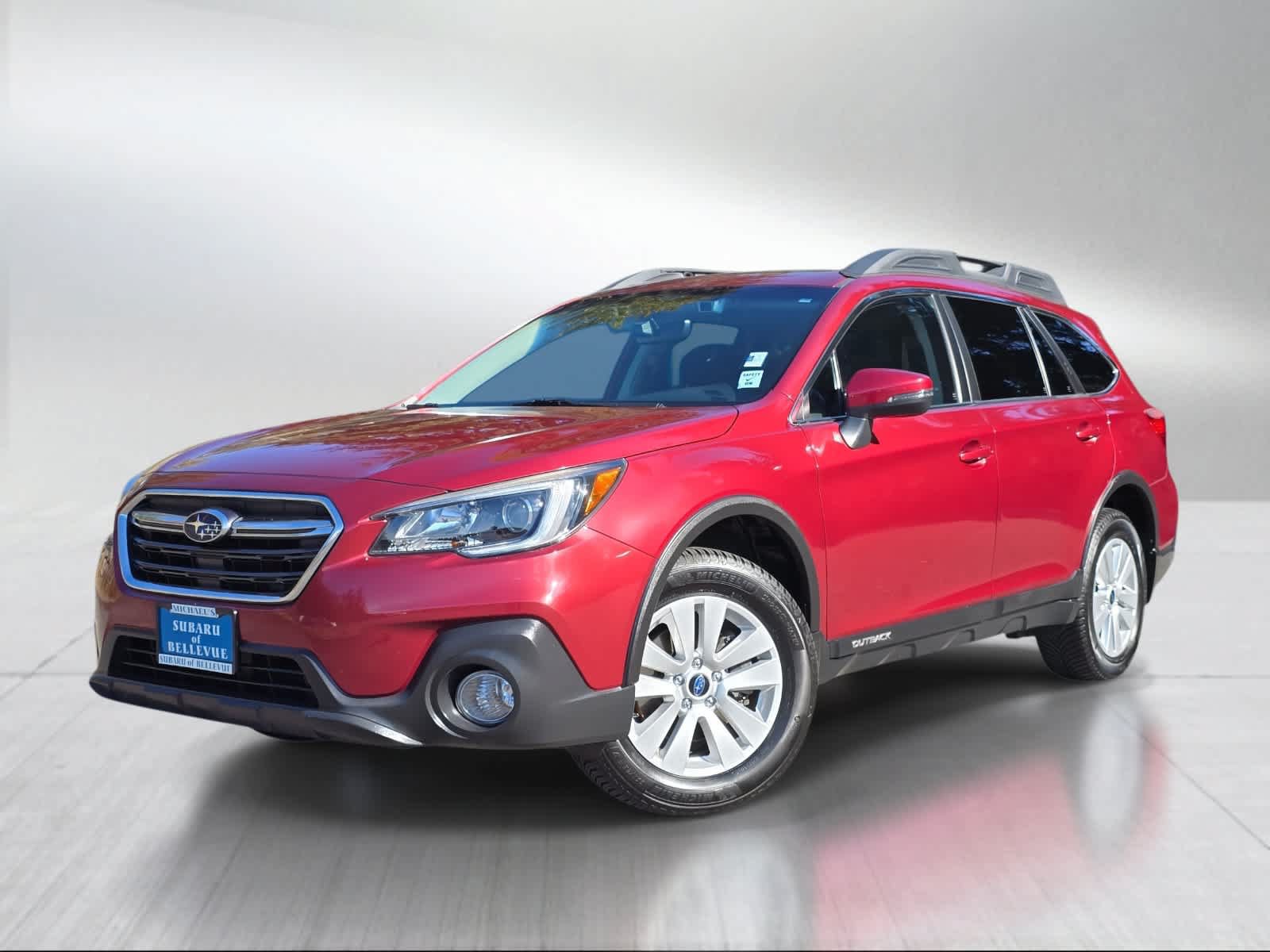 Used 2018 Subaru Outback 2.5i Premium AWD/4WD image 1