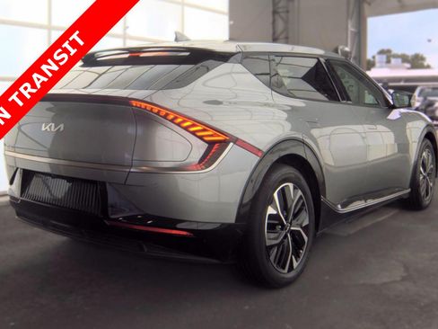 Used 2023 Kia EV6 Wind RWD image 4