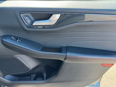 Used 2024 Ford Escape ST-Line FWD image 13