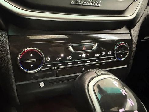 Used 2016 Maserati Ghibli S Q4 AWD/4WD image 24