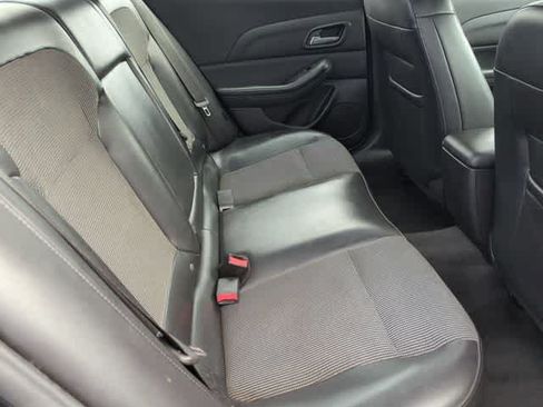 Used 2014 Chevrolet Malibu LT FWD image 19