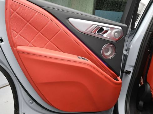 Used 2025 BMW XM Label Red w/ M Driver's Package AWD/4WD image 22