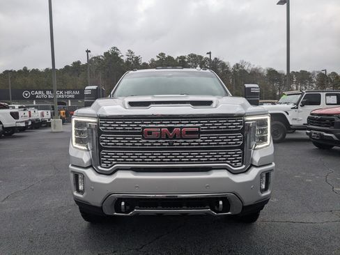 Used 2022 GMC Sierra 2500 Denali image 2