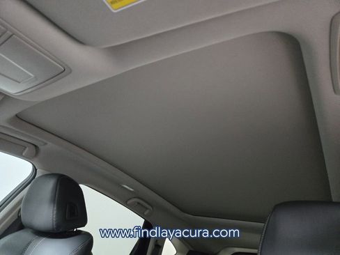 Used 2025 Acura RDX SH-AWD w/ Technology Package image 12