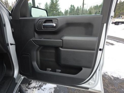 Used 2022 Chevrolet Silverado 1500 Custom Trail Boss w/ LPO, Dark Essentials Package image 46