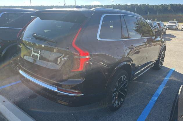 Used 2026 Volvo XC90 B5 Plus AWD/4WD image 2