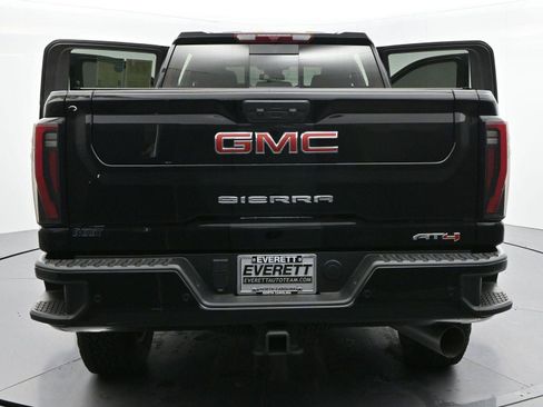 Used 2025 GMC Sierra 2500 AT4 AWD/4WD image 45