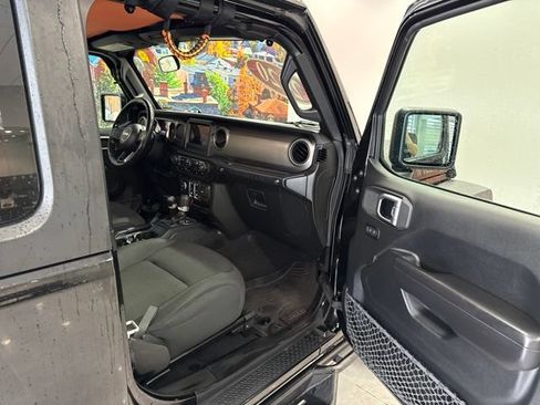 Used 2020 Jeep Wrangler Sport AWD/4WD image 43
