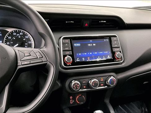 New 2025 Nissan Kicks Play S FWD image 7