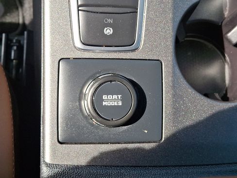 Used 2025 Ford Bronco Sport Outer Banks w/ Outer Banks Tech Package+ AWD/4WD image 24