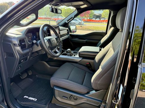 Used 2025 Ford F150 XLT w/ Equipment Group 302A MID AWD/4WD image 10
