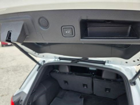 Used 2023 Chevrolet Equinox RS AWD/4WD image 12