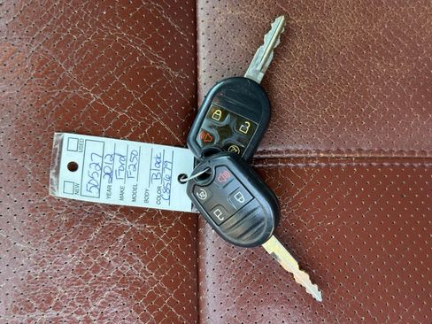 Used 2012 Ford F250 King Ranch w/ King Ranch w/Chrome Pkg image 66