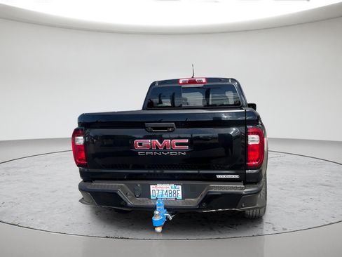 Used 2024 GMC Canyon Elevation w/ Elevation Premium Package AWD/4WD image 4