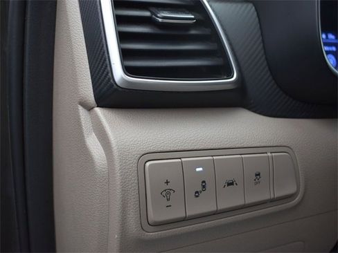 Used 2019 Hyundai Tucson SEL image 11