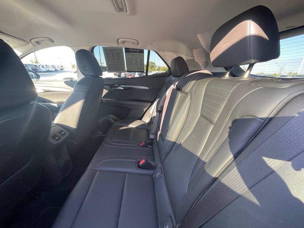 Used 2024 Buick Envision Preferred AWD/4WD image 24
