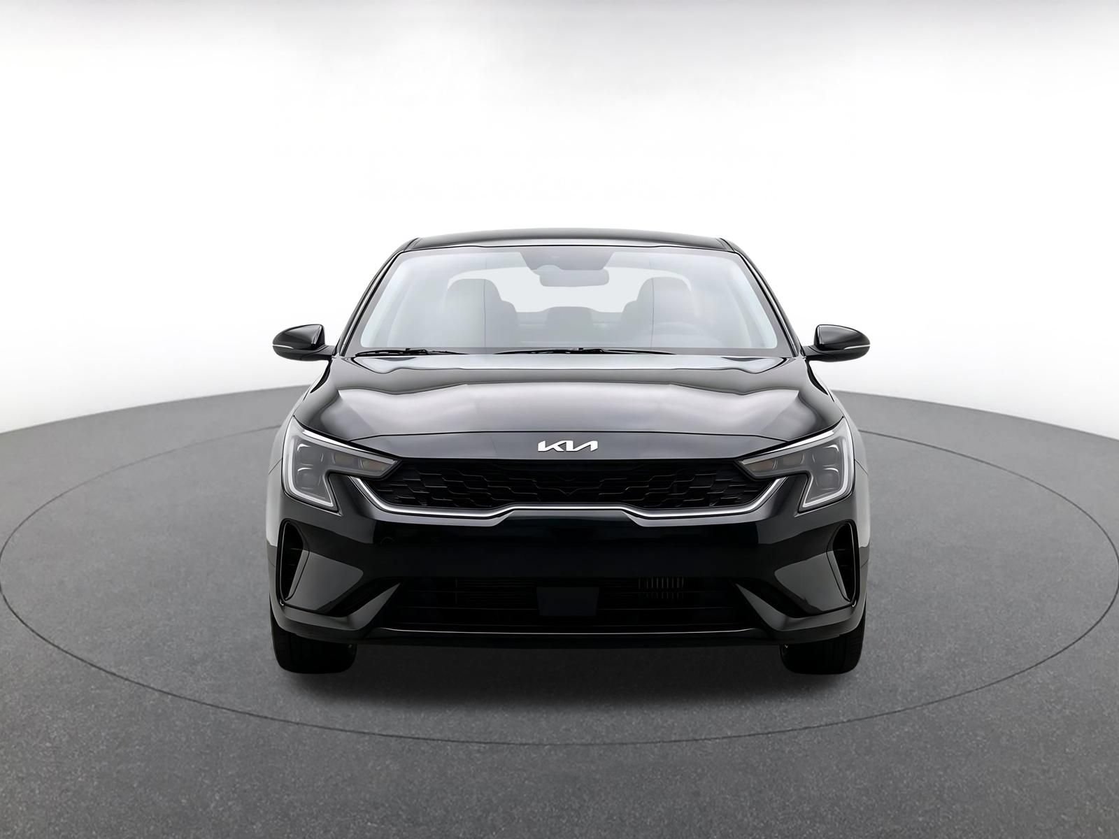 Used 2026 Kia K4 FWD image 2