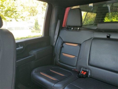 Used 2022 GMC Sierra 2500 AT4 image 54