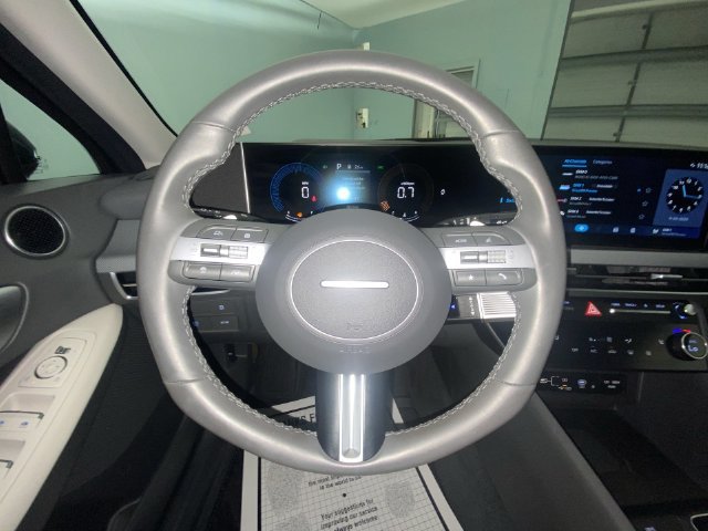 Used 2026 Hyundai Sonata SEL FWD image 14