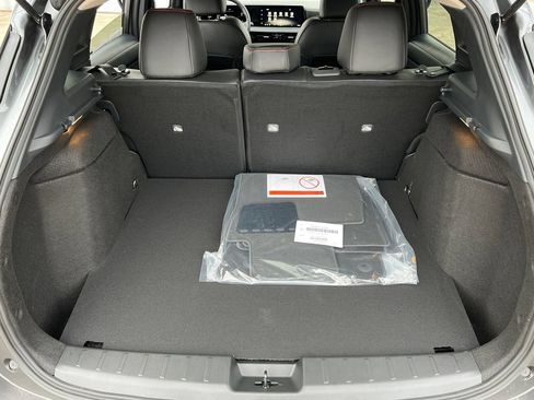 New 2026 Nissan Kicks SR w/ Cold Weather Package AWD/4WD image 20
