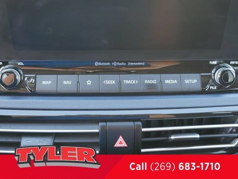Used 2023 Kia Seltos S w/ Navigation Package FWD image 29